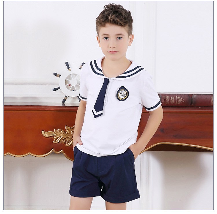 나비 넥타이가있는 유치원 어린이 여름 학생 반팔 유니폼 정장