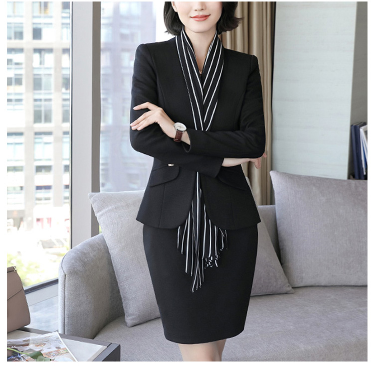 사용자 정의 디자인 솔리드 블랙 컬러 여성 사무실 라운드 헴 긴 소매 싱글 버튼 블레이저 및 맞춤형 스커트